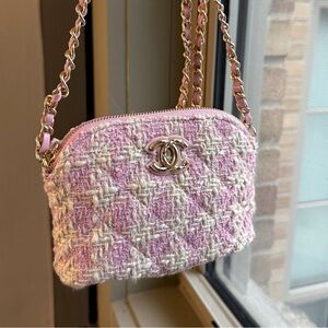 Chanel Beauty Pink Tweed Shell Chain Bag